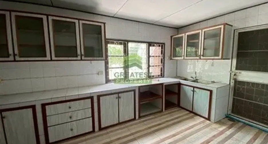 À vendre 3 chambres maison à Mueang Chon Buri, Chonburi