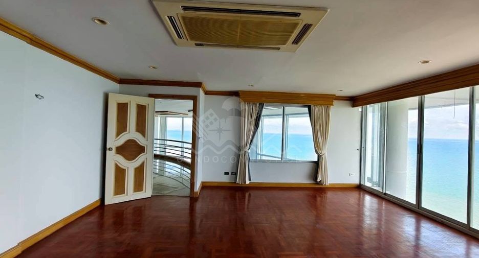 For sale 4 ベッドルーム condo in Klaeng, Rayong