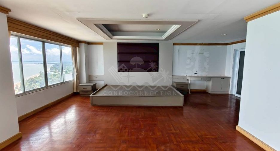 Condo en venta de 4 habitaciones en Klaeng, Rayong