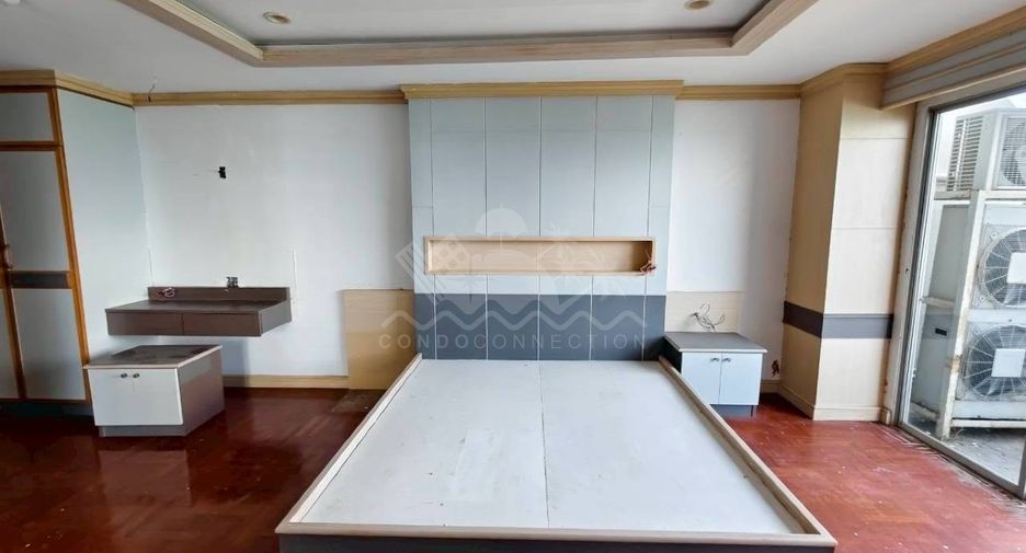 For sale 4 ベッドルーム condo in Klaeng, Rayong