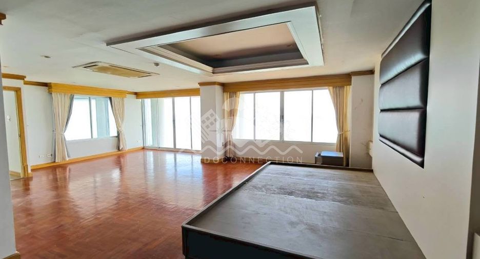 For sale 4 ベッドルーム condo in Klaeng, Rayong