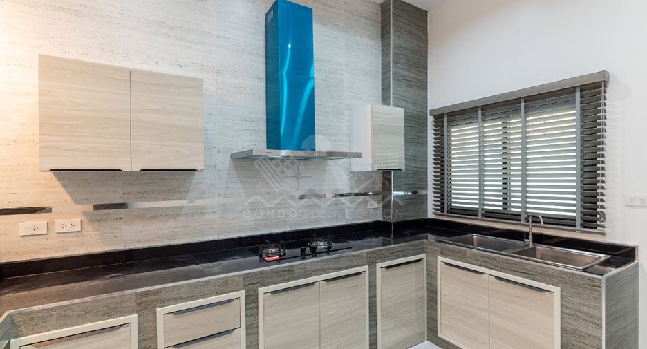 Haus zum Kauf mit 3 Zimmer in Bang Lamung, Chonburi