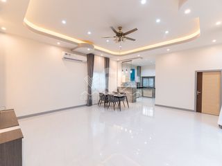Haus zum Kauf mit 3 Zimmer in Bang Lamung, Chonburi