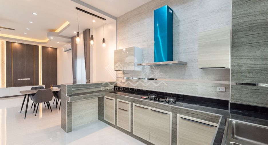 Haus zum Kauf mit 3 Zimmer in Bang Lamung, Chonburi
