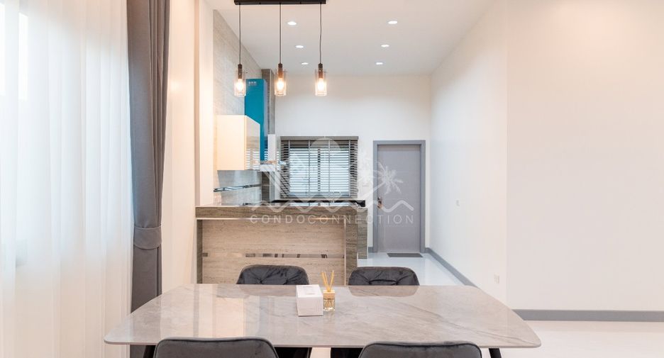 Haus zum Kauf mit 3 Zimmer in Bang Lamung, Chonburi