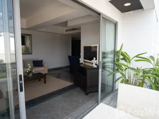 For rent 1 bed apartment in Watthana, Bangkok