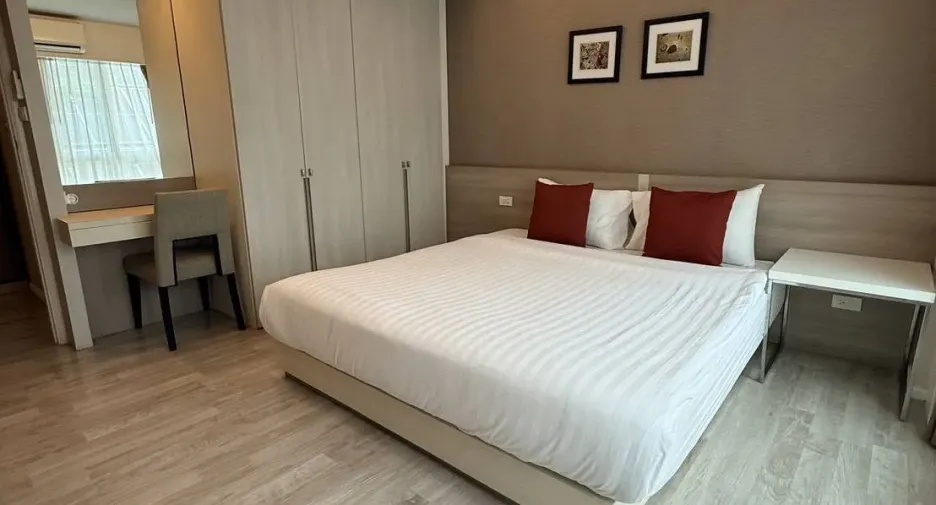 For rent 1 bed apartment in Watthana, Bangkok