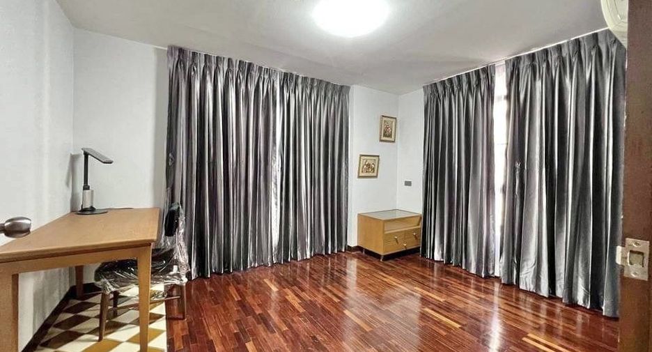 Wohnung zum Kauf und zur Miete mit 4 Zimmer in Watthana, Bangkok
