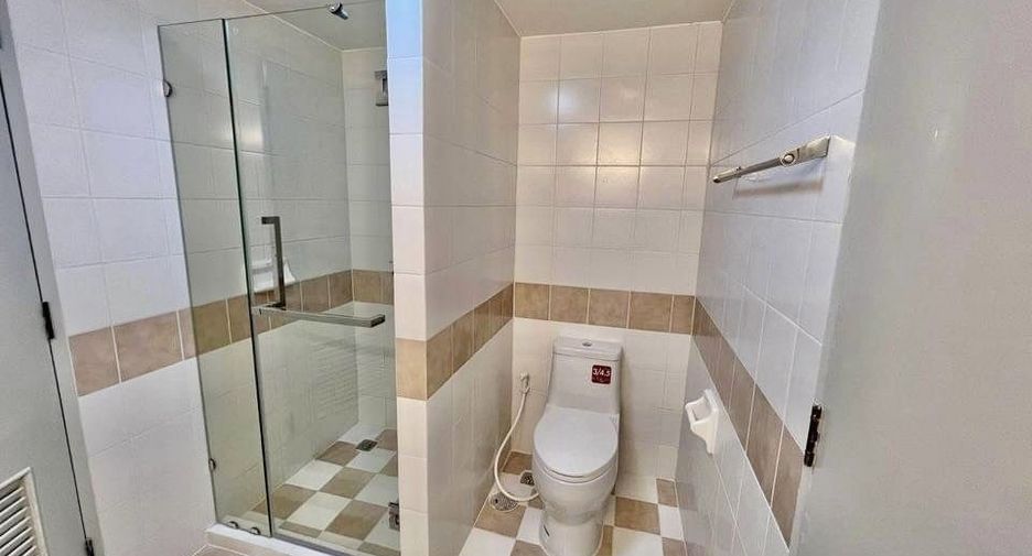 Wohnung zum Kauf und zur Miete mit 4 Zimmer in Watthana, Bangkok