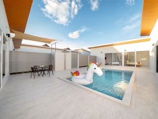 Villa en alquiler de 4 habitaciones en Mueang Phuket, Phuket