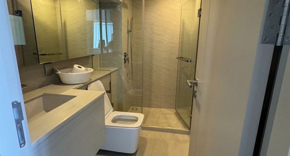 For rent 2 bedrooms condo in Ratchathewi, Bangkok