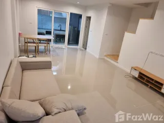Reihenhaus zur Miete mit 3 Zimmer in Mueang Chiang Mai, Chiang Mai