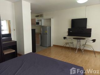 For sale studio condo in Phra Khanong, Bangkok