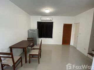 Casa adosada en venta de 3 habitaciones en Bang Bo, Samut Prakan
