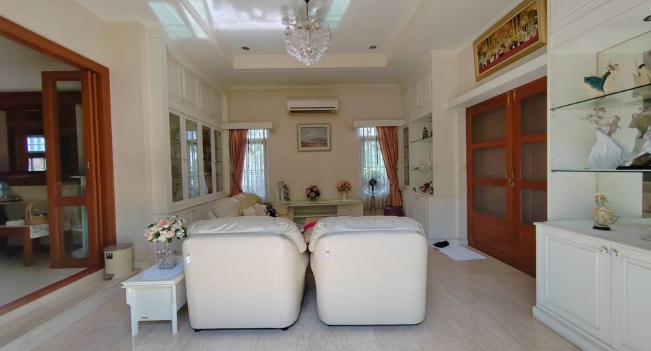 Casa en venta de 3 habitaciones en Min Buri, Bangkok