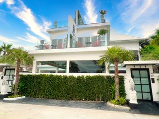 For sale そして for rent 8 ベッドルーム villa in Bang Lamung, Chonburi