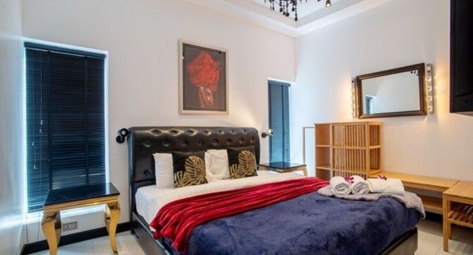 À vendre et à louer 8 chambres villa à Jomtien, Pattaya