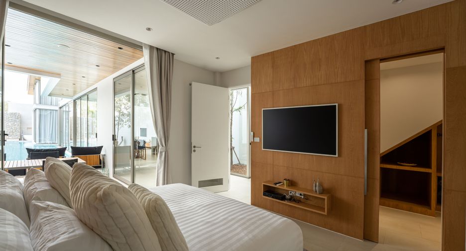 For sale 4 bedrooms villa in Thalang, Phuket