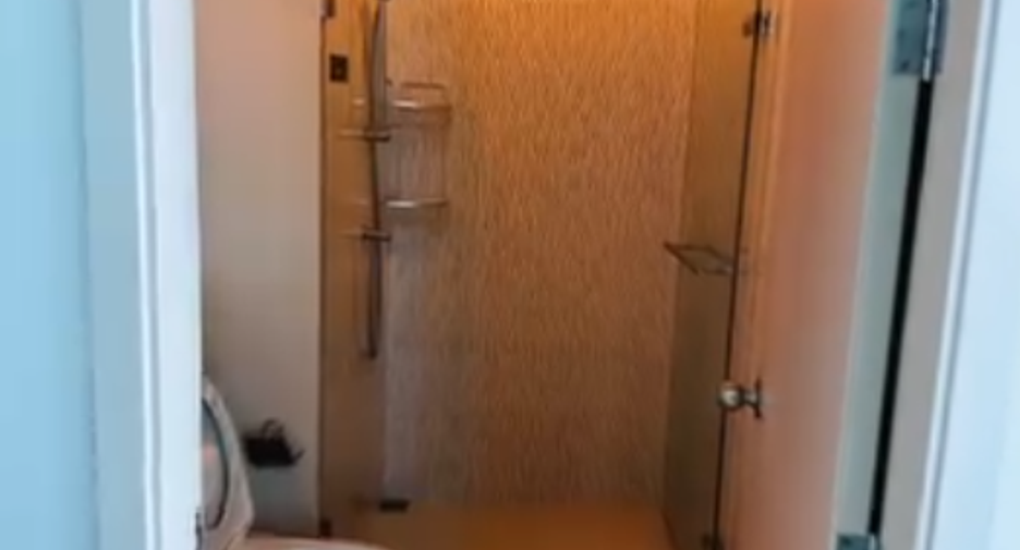 Condo en venta de 2 habitaciones en Bang Phlat, Bangkok