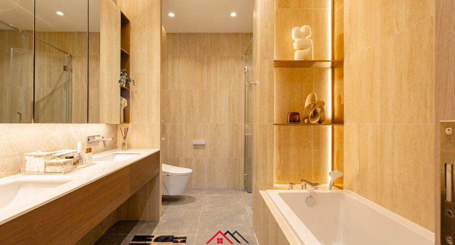 For sale 2 bedrooms condo in North Pattaya, Pattaya