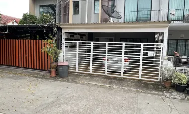 ขาย 3 ห้องนอน ทาวน์เฮ้าส์ ใน คันนายาว, กรุงเทพฯ
