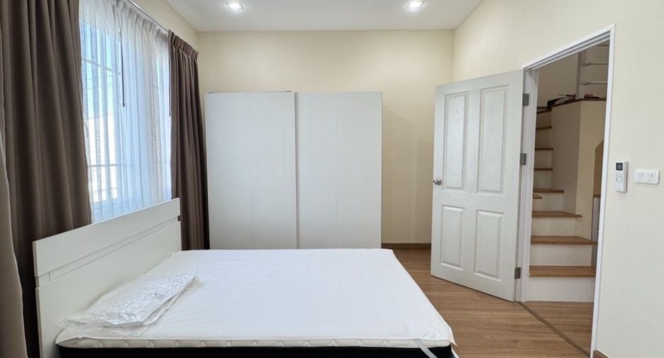 Reihenhaus zur Miete mit 4 Zimmer in Phra Pradaeng, Samut Prakan