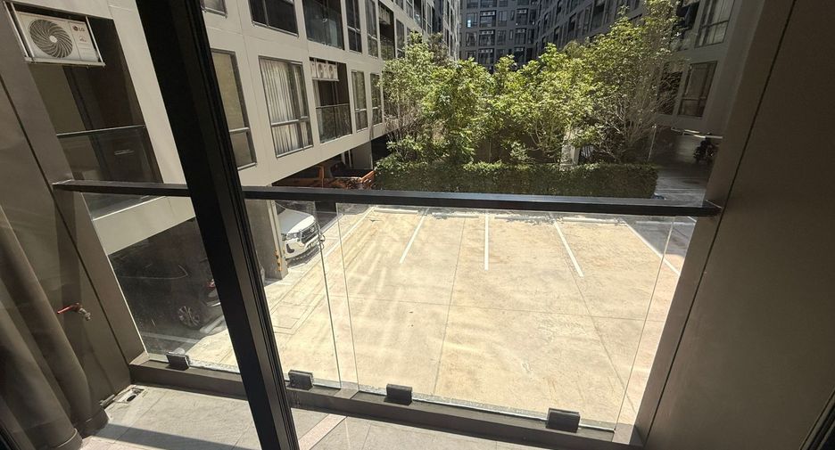 For sale and for rent 2 bedrooms condo in Phra Khanong, Bangkok