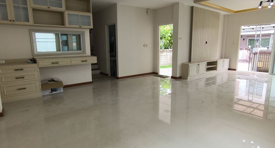 出租 3 卧室 独立屋 在 Bang Phli, Samut Prakan
