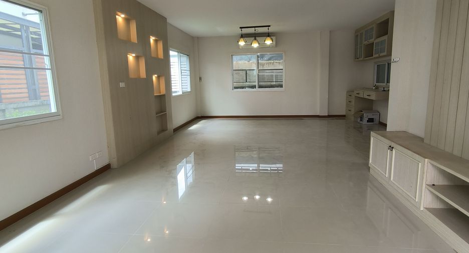 出租 3 卧室 独立屋 在 Bang Phli, Samut Prakan