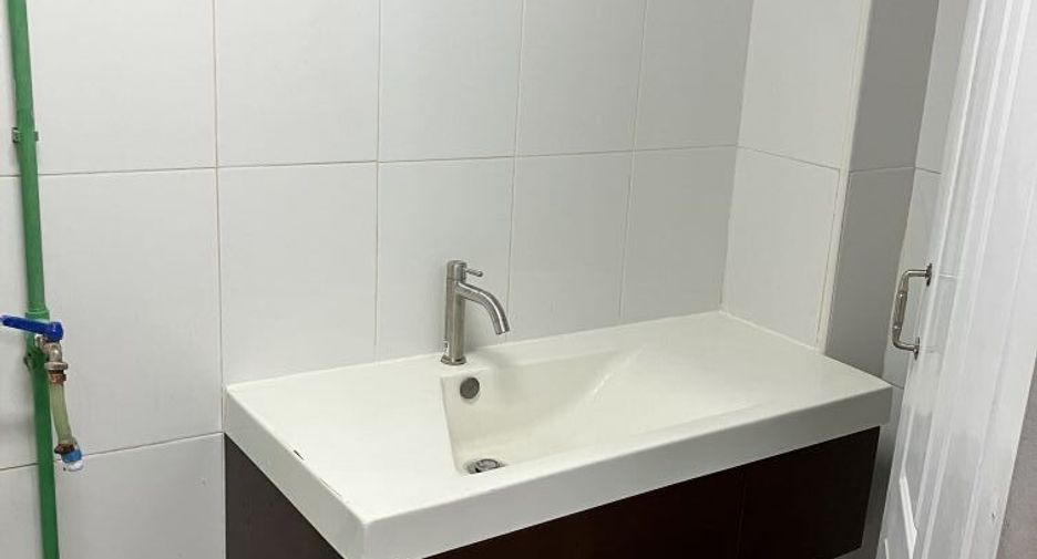 Reihenhaus zur Miete mit 3 Zimmer in Chatuchak, Bangkok