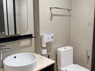 For sale 1 bed condo in Huai Khwang, Bangkok