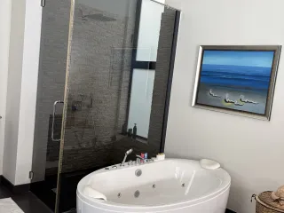 出售 和 出租 3 卧室 别墅 在 Bang Lamung, Chon Buri