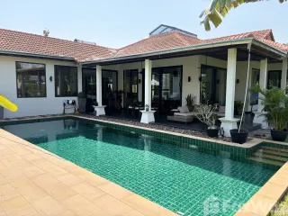 出售 和 出租 3 卧室 别墅 在 Bang Lamung, Chon Buri