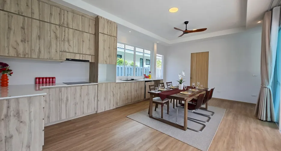 À vendre 3 chambres villa à Hua Hin, Prachuap Khiri Khan