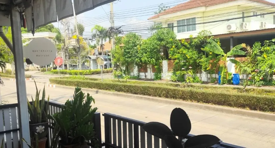 For sale 3 bedrooms townhouse in Mueang Samut Prakan, Samut Prakan