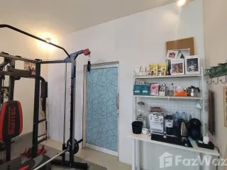 For sale 3 bedrooms townhouse in Mueang Samut Prakan, Samut Prakan