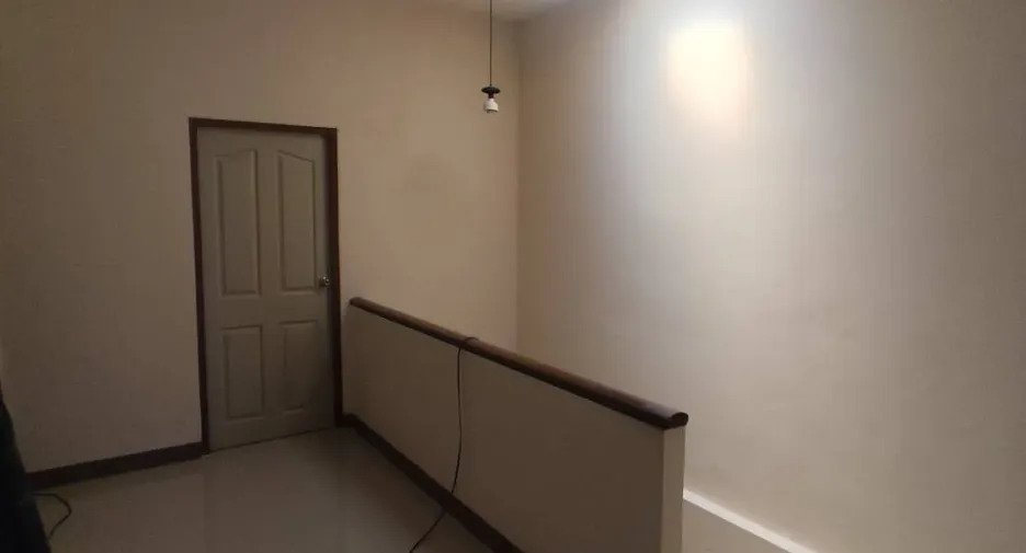 For sale 3 bedrooms townhouse in Mueang Samut Prakan, Samut Prakan