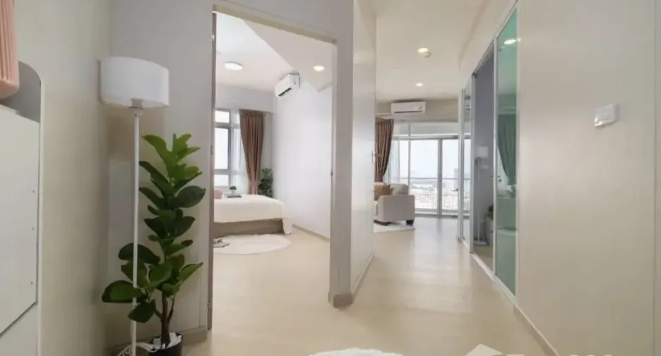 For sale 2 bedrooms condo in Bang Kapi, Bangkok