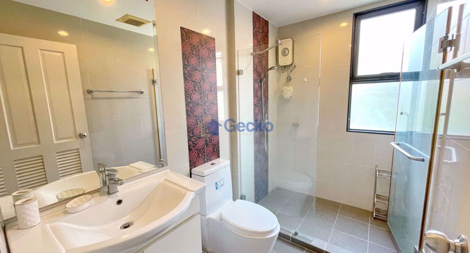 For rent 2 bedrooms condo in South Pattaya, Pattaya