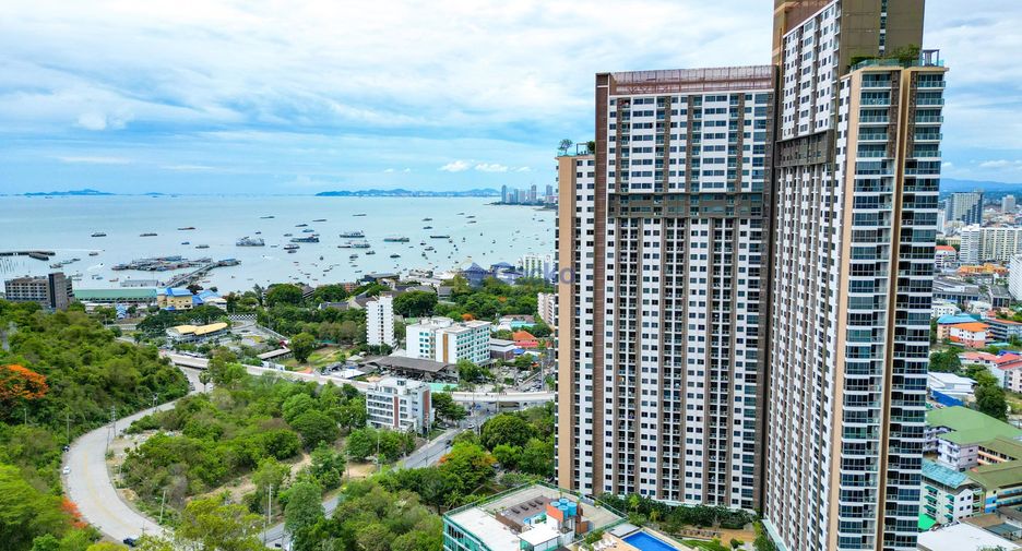 À louer 2 chambres condo à Pratumnak, Pattaya