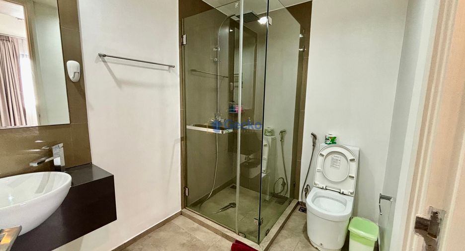 À louer 2 chambres condo à Pratumnak, Pattaya