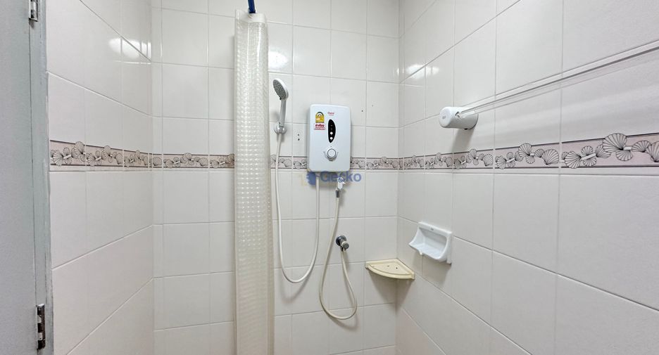 Haus zur Miete mit 4 Zimmer in Sattahip, Chonburi