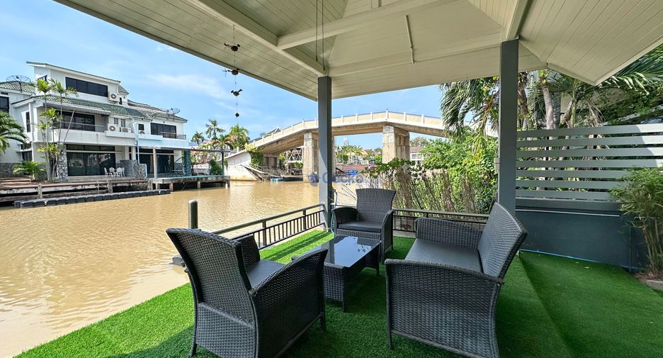 Haus zur Miete mit 4 Zimmer in Sattahip, Chonburi
