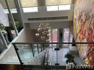 For sale and for rent 3 bedrooms condo in Yan Nawa, Bangkok