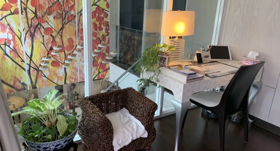 For sale and for rent 3 bedrooms condo in Yan Nawa, Bangkok
