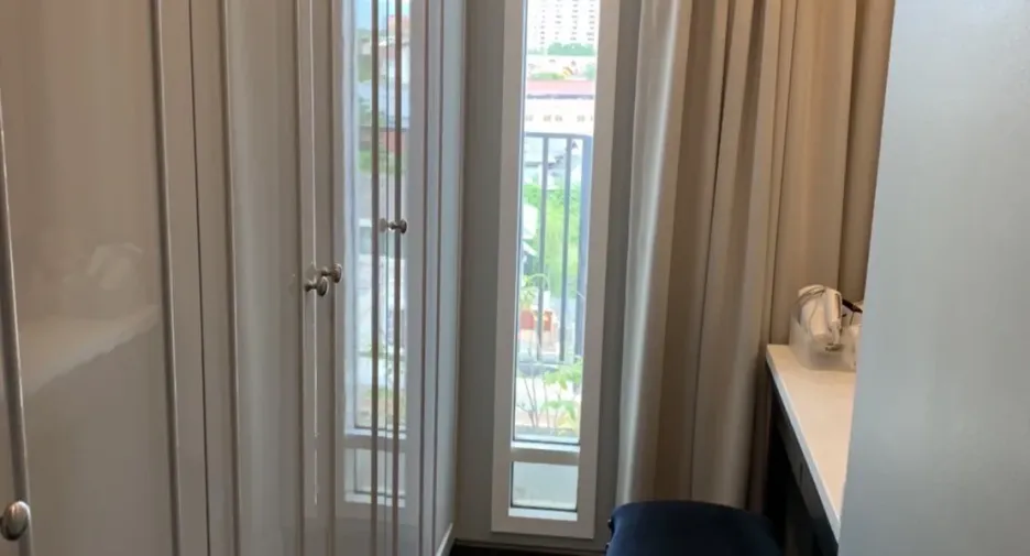 For sale and for rent 3 bedrooms condo in Yan Nawa, Bangkok