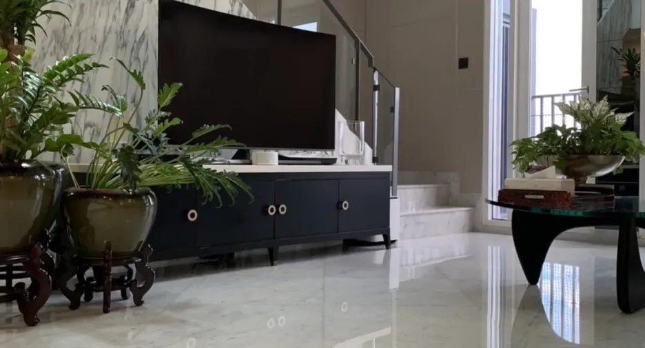 For sale and for rent 3 bedrooms condo in Yan Nawa, Bangkok