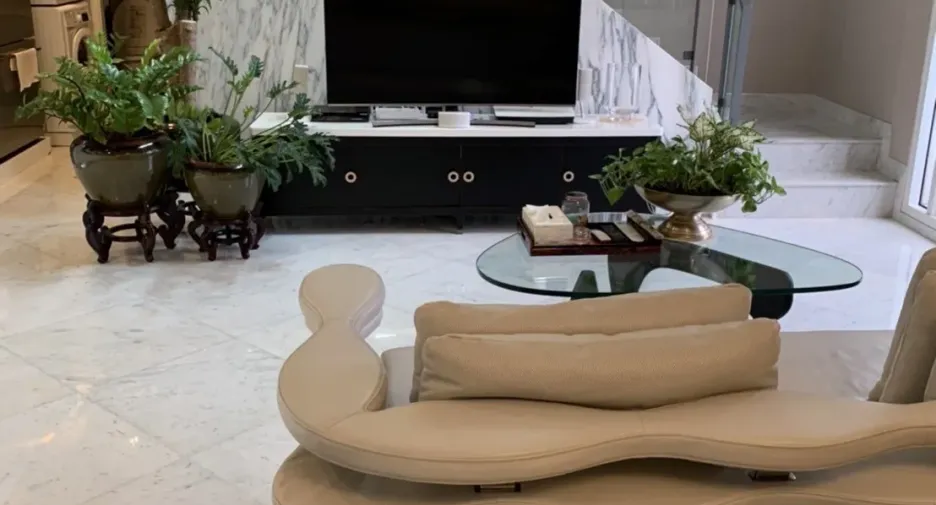 For sale and for rent 3 bedrooms condo in Yan Nawa, Bangkok