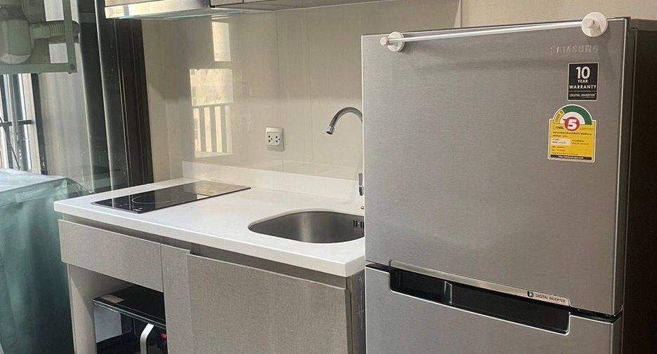 For rent 1 bed condo in Huai Khwang, Bangkok