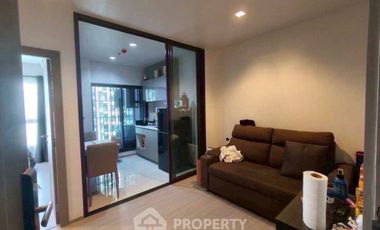 Wohnung zur Miete mit 1 Zimmer in Huai Khwang, Bangkok